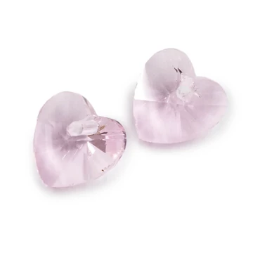 Üveg charm, szív forma, mindkét oldalon fúrt, fazettált, rózsaszín, 10x10 mm (2 db)