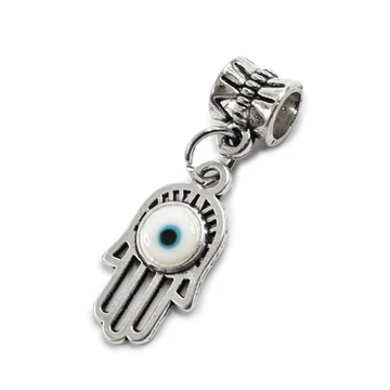 Hamsa keze medáltartóval és szemmel (3db)