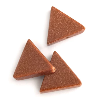 Napkő, háromszög, formagyöngy, barna, kb.20mm