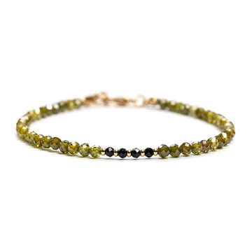 Cirkónia és spinel karkötő, zöld faz. golyós, kb. 18cm