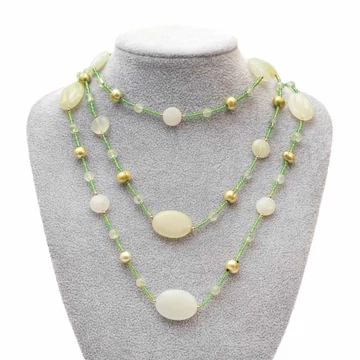 Divatnyaklánc, jáde, prehnit, színezett tenyésztett gyöngy, hematit, kásagyöngy, zöld, kb. 140 cm