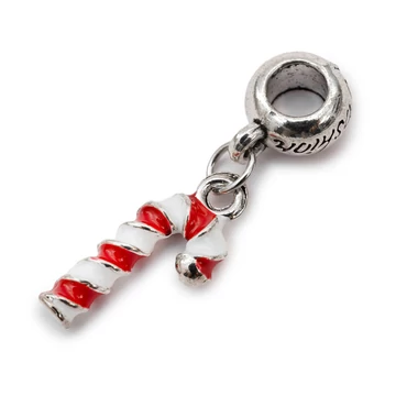 Karácsonyi cukorpálca medáltartóval, ezüst színű, zománcos medál, 33x9 mm (1 db)