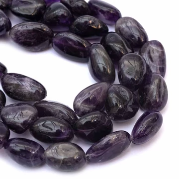 Ametiszt amorf szál, fényes, kb. 13x20 mm, kb. 40 cm