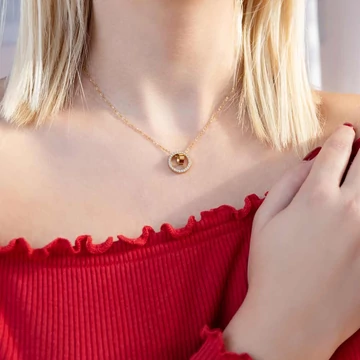 Nemesacél nyaklánc arany színű, köves-karika medállal, lánchosszabbítóval, 40+5 cm