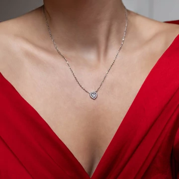 Nemesacél nyaklánc ezüst színű, duplán köves szív medállal lánchosszabbítóval, 39+5 cm