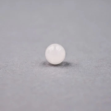 Fehér jáde gyöngy, 6 mm