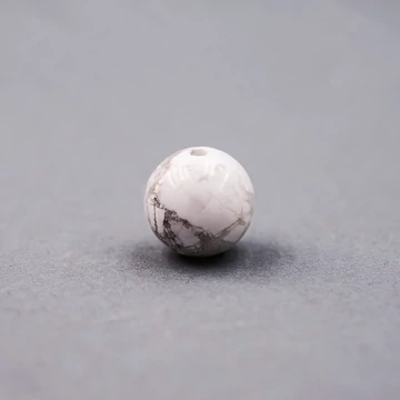 Howlit gyöngy, 8 mm