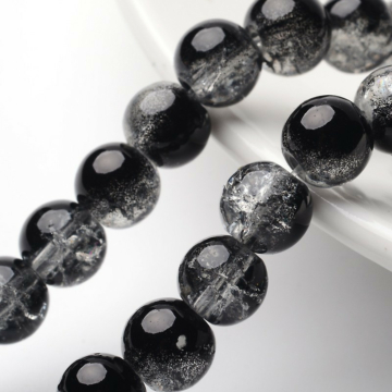 Roppantott kristály (fekete-fehér) golyós szál, 8 mm, kb. 39 cm