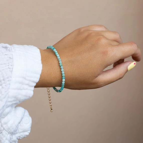 Amazonit, fazettált, 3,5 mm, kapcsos karkötő, arany szerelékkel, 15+5 cm