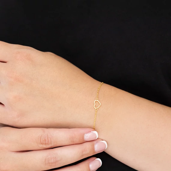 Karkötő, szíves, arany színű lánchosszabbítóval, 15+4 cm