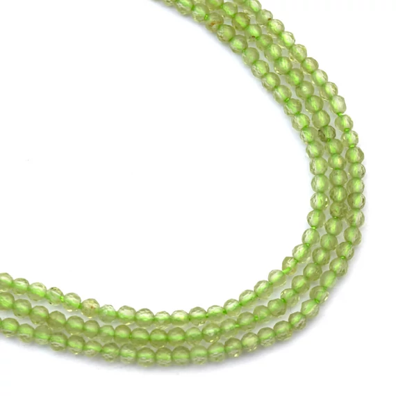 Peridot fazettált golyós szál, 2 mm, kb. 38 cm