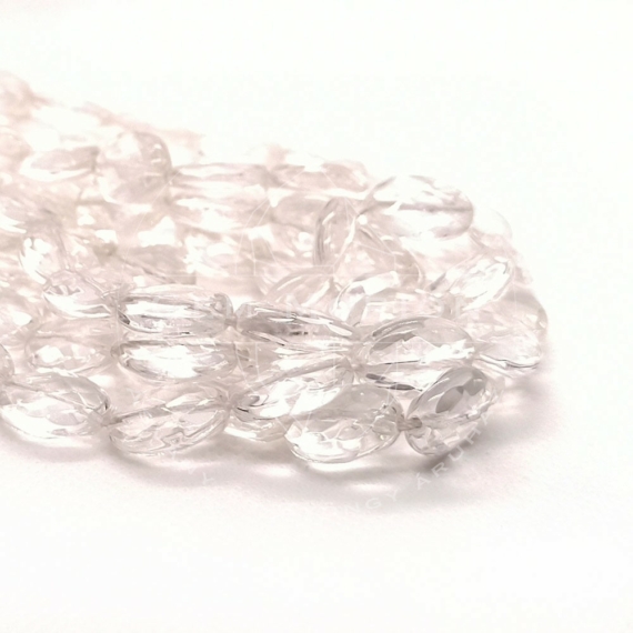 Hegyikristály fazettált ovál szál, 12x16 mm, kb. 39 cm