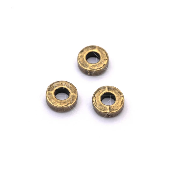 Kerek, lapos köztes dísz, bronz szín, 6x2 mm, 10 db