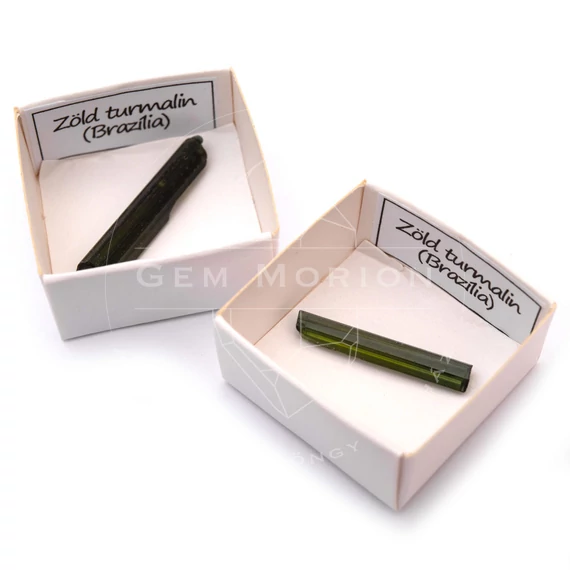 Zöld turmalin dobozos ásvány, áttetsző, 0,6-1,4 g