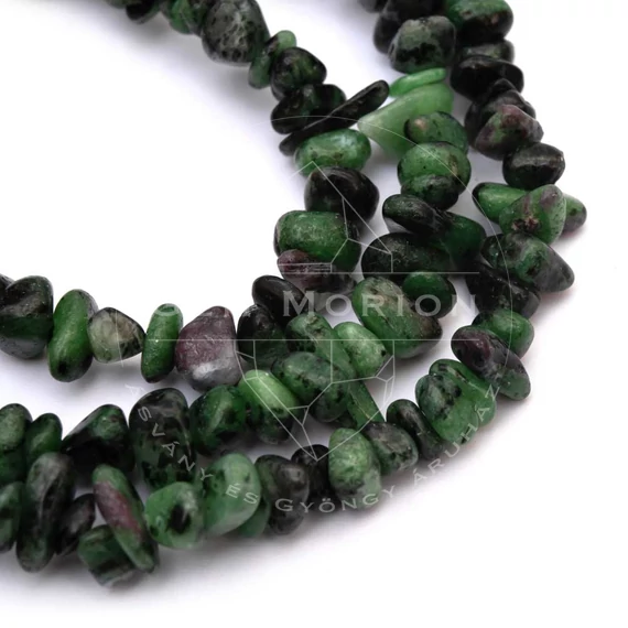 Rubin zoizit törmelékköves szál, 5-8 mm, kb. 80 cm