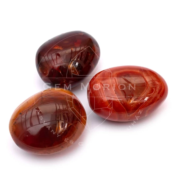 Karneol tenyérkő, 120-140 g