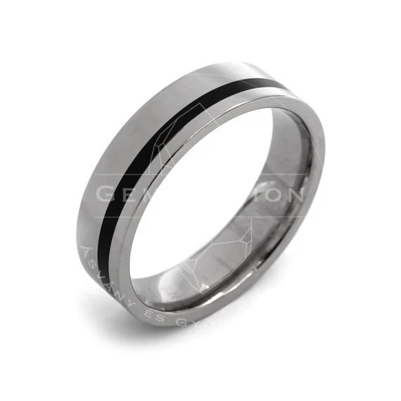 Nemesacél karikagyűrű, ezüst-fekete színű csíkkal, kb. 62 méret