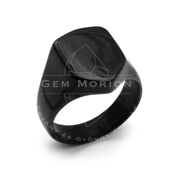 Nemesacél pecsétgyűrű, matt fekete, pajzs forma, kb. 63 méret