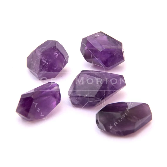 Ametiszt amorf gyöngy, lapcsiszolt, 12-17 mm