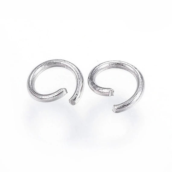 Nemesacél karika, 5x0,8 mm (20 db)