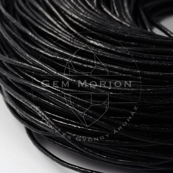 Fekete hengeres bőrszál, 1,5 mm vastag (5m egyben) 